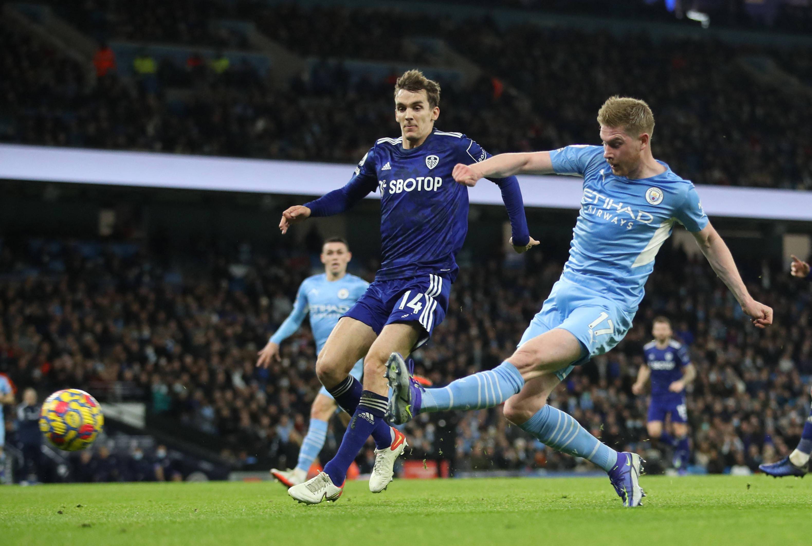 個球隊的凝 個球隊的凝